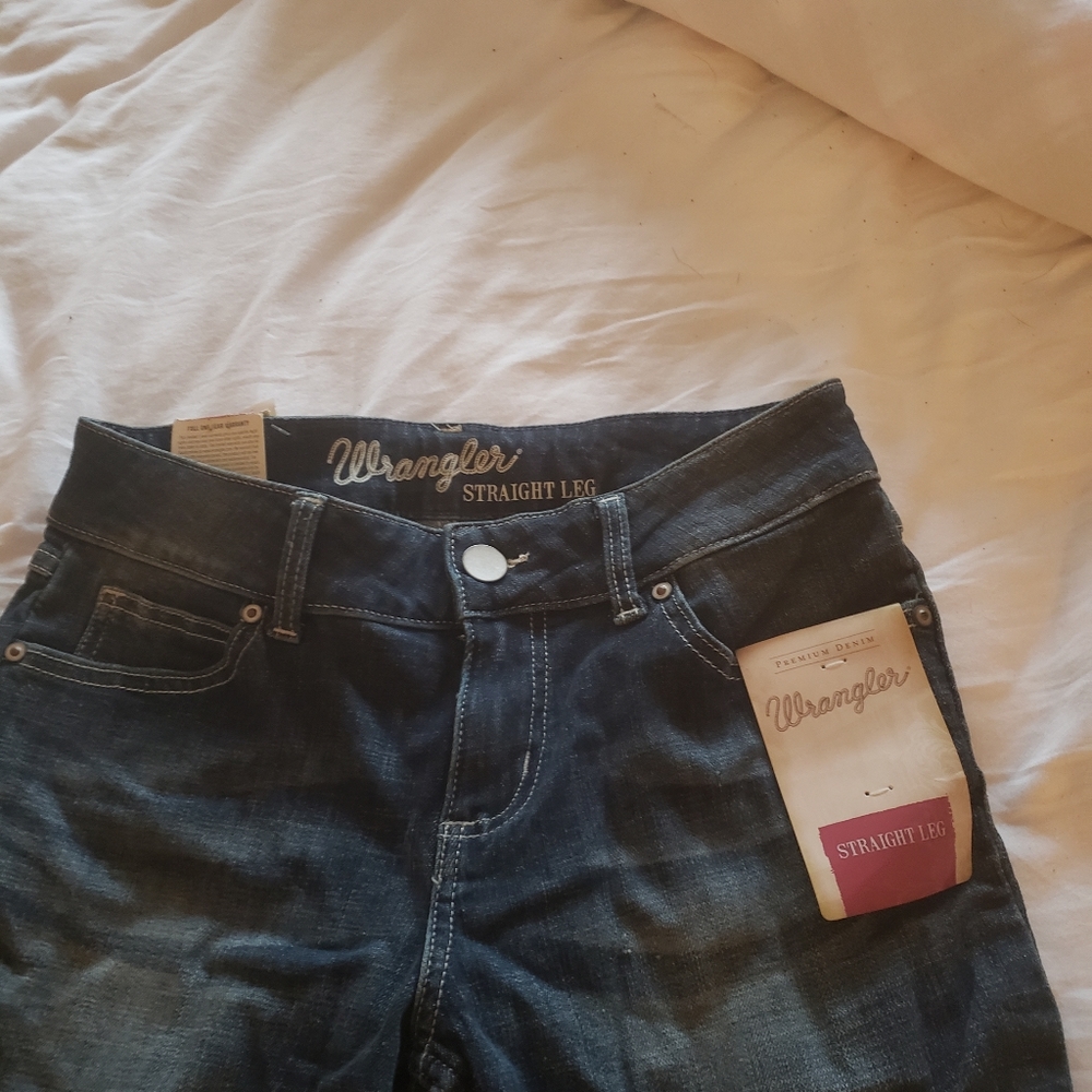 WRANGLER STRAIGHT LEG BLUE JEANS